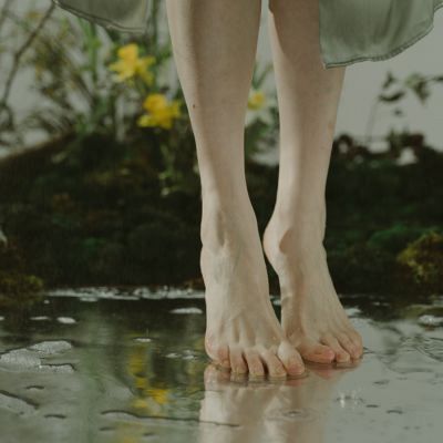 Top 3 eterična olja, ki ne smejo manjkati pri negi nog in stopal