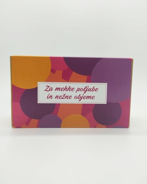 Darilni paket Za mehke poljube in nežne objeme